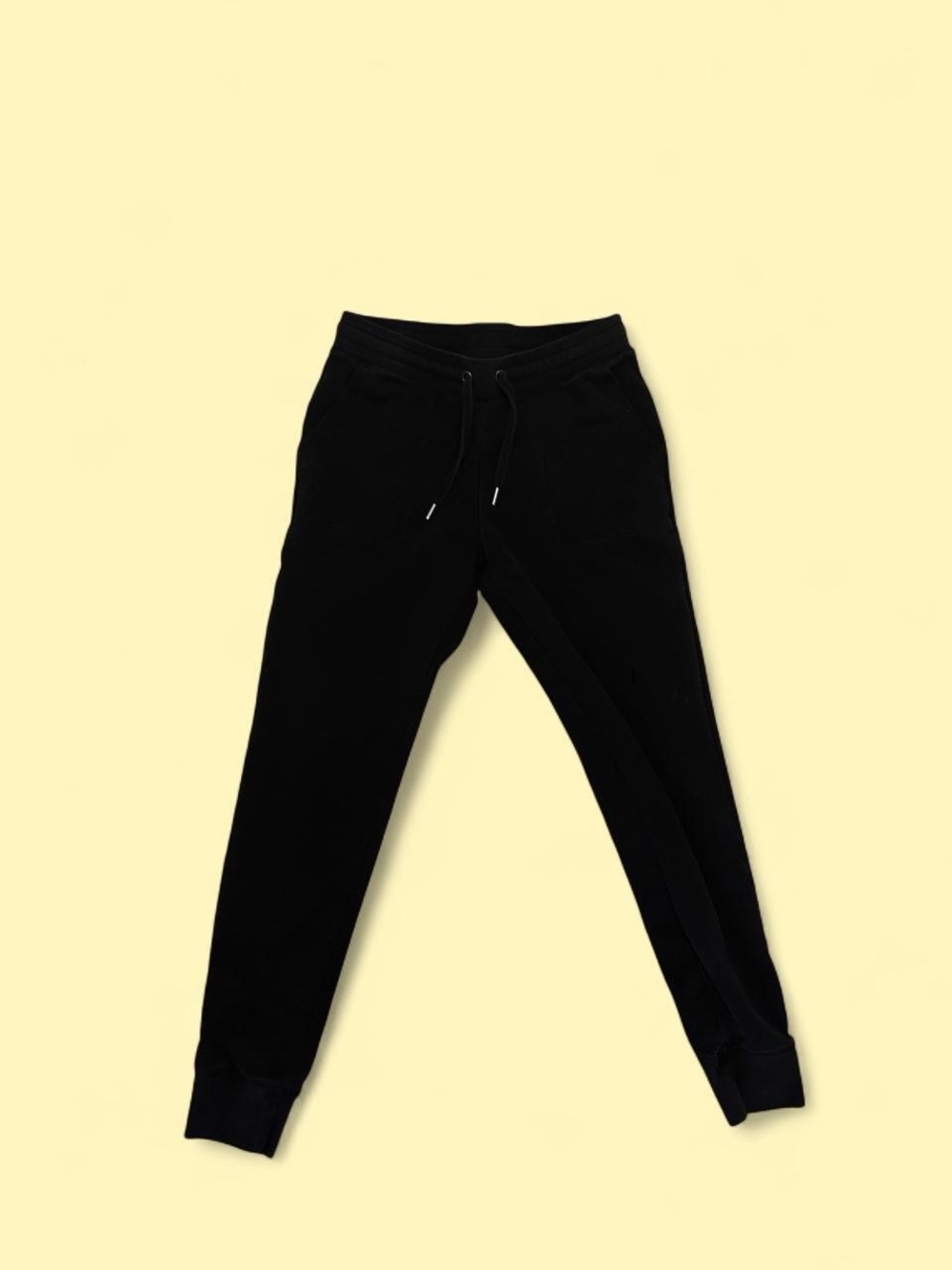 ✨ Black UNIQLO joggers size S✨